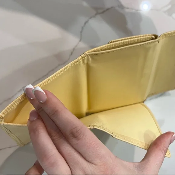 Vintage Louis Vuitton Elise Wallet - Picture 11 of 12